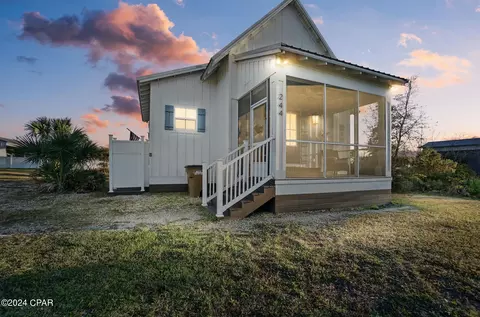 244 Cortez St, Port St Joe, FL 32456