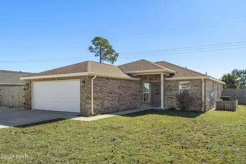 100 Byrd Dr, Panama City, FL 32404