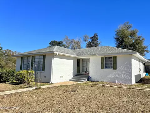 2994 Madison St, Marianna, FL 32446