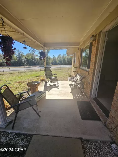 3546 Hunt Ct, Chipley, FL 32428 photo 7
