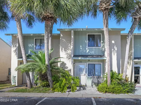 130 Bonnie Ln, Panama City Beach, FL 32407