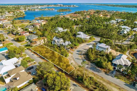 3310 Green Turtle Ln, Panama City Beach, FL 32408