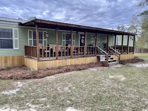 1105 Ocheessee Landing Rd, Grand Ridge, FL 32442