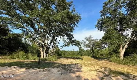 622 Broom Ave, Marianna, FL 32448