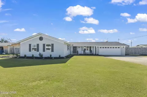 2702 Rutgers Dr, Panama City, FL 32405