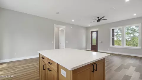 4148 Independence Dr, Chipley, FL 32428 photo 8