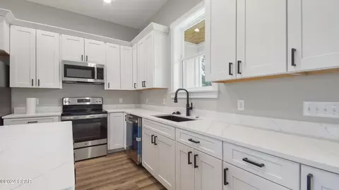 4148 Independence Dr, Chipley, FL 32428 photo 7