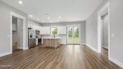 4148 Independence Dr, Chipley, FL 32428 photo 6