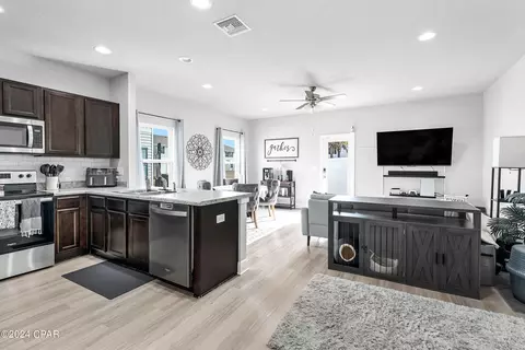 5941 Callaway Cir, Callaway, FL 32404