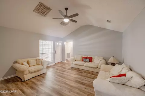 202 San Pablo St, Panama City Beach, FL 32413