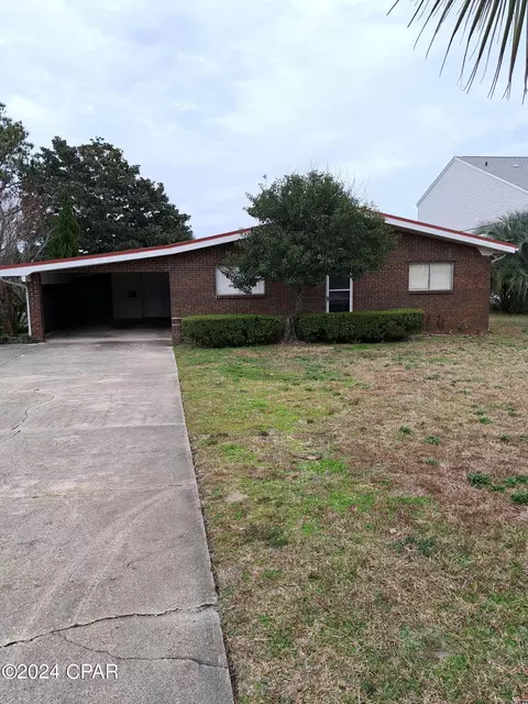 271 Lullwater Dr, Panama City Beach, FL 32413
