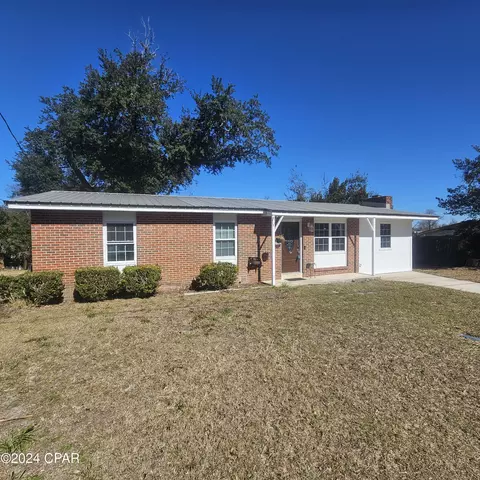 3809 E 4th Ct, Panama City, FL 32401