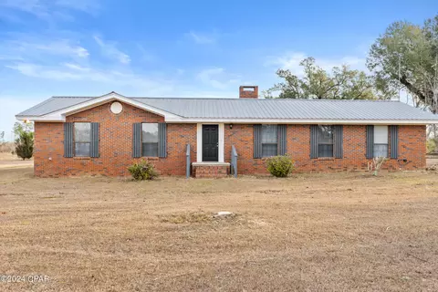 1750 Palmview Rd, Cottondale, FL 32431
