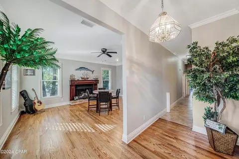340 Wahoo Rd, Panama City Beach, FL 32408