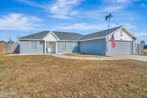3421 Picadilly Ln, Panama City, FL 32405