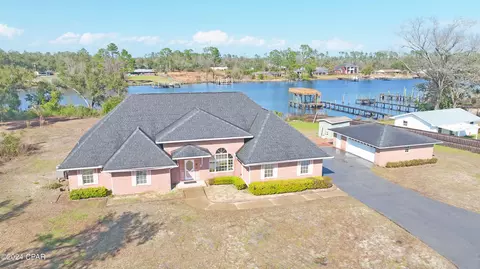 1150 Coggins Ln, Panama City, FL 32409