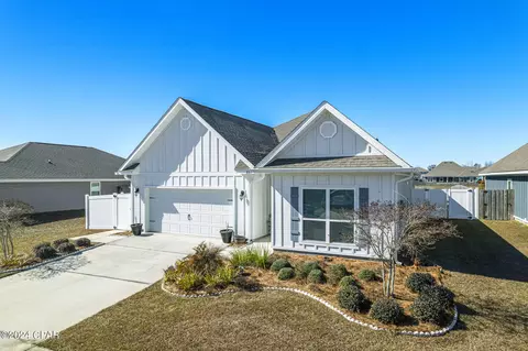 324 Highbrook Rd, Callaway, FL 32404 photo 2