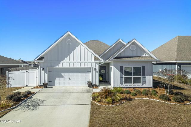 324 Highbrook Rd, Callaway, FL 32404