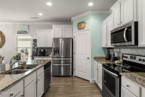 324 Highbrook Rd, Callaway, FL 32404 photo 7