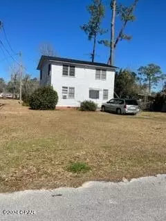 1270 Forrest Ave, Chipley, FL 32428