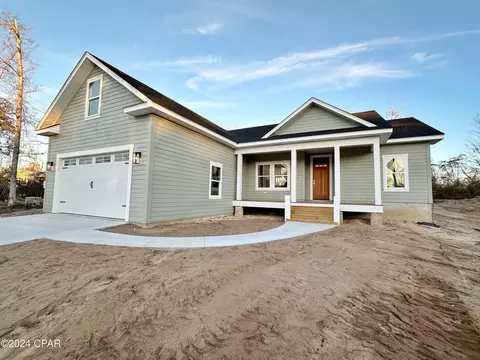 3182 Paulk Rd, Marianna, FL 32446