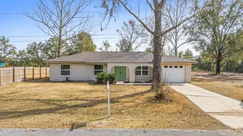 1635 Velvet Dr, Chipley, FL 32428
