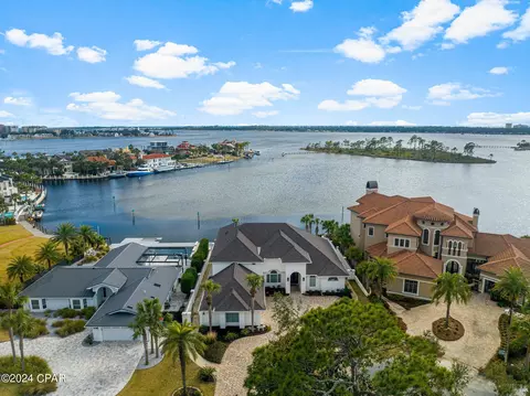 252 Marlin Cir, Panama City Beach, FL 32408