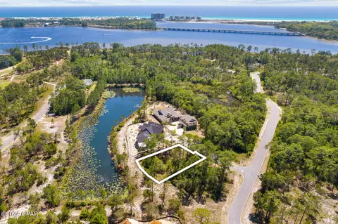 1404 Otter Pt, Panama City Beach, FL 32413