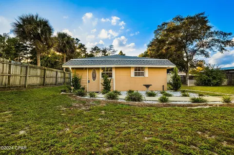 101 Porter Dr, Panama City Beach, FL 32413