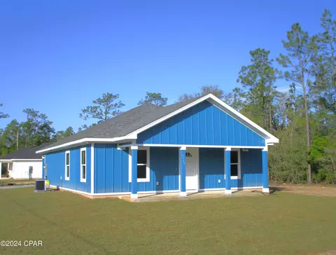 4060 Yorkshire Dr, Chipley, FL 32428
