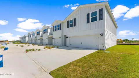 372 Salt Creek Ln, Mexico Beach, FL 32456