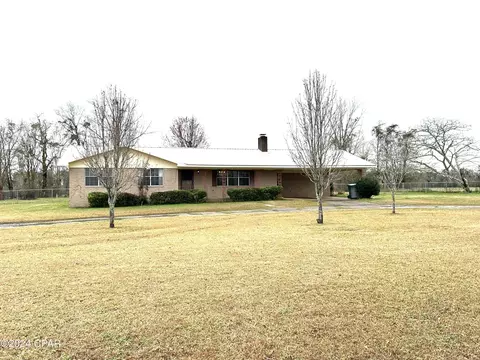 211 Alford Rd, Cottondale, FL 32431