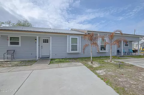 2712 Banyan St, Panama City Beach, FL 32408