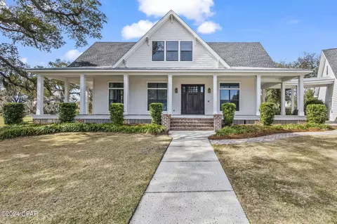 1173 Cove Pointe Dr, Panama City, FL 32401
