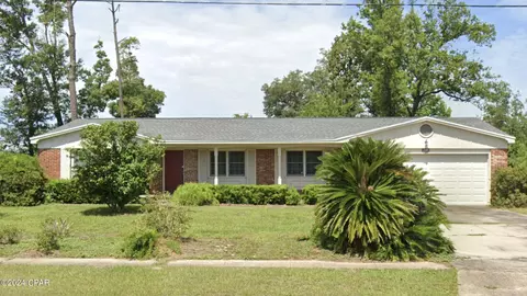 953 Huntingdon Cir, Panama City, FL 32405