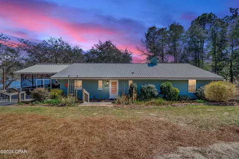 3556 Lodge, Chipley, FL 32428