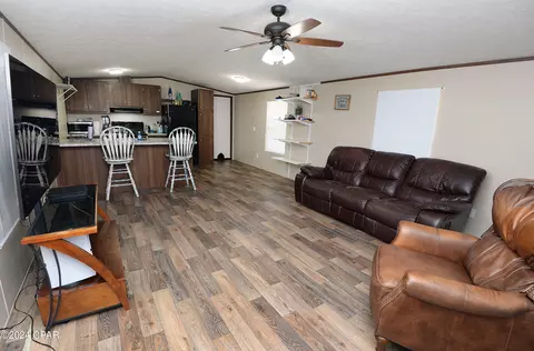 12214 Parkwood Rd, Fountain, FL 32438