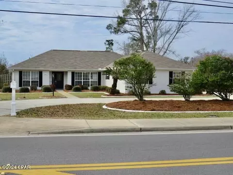 4141 Northshore Rd, Lynn Haven, FL 32444