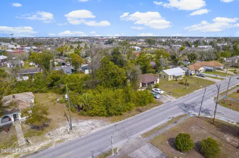 521 E 13th St, Panama City, FL 32401