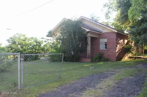 2851 Chipola St, Marianna, FL 32448