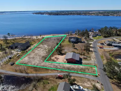7205 W Lakeland Dr, Panama City, FL 32404