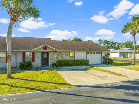 6527 Harbour Blvd, Panama City Beach, FL 32407