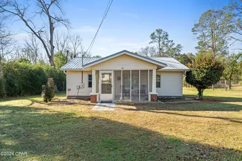 711 Banfill Ave, Bonifay, FL 32425
