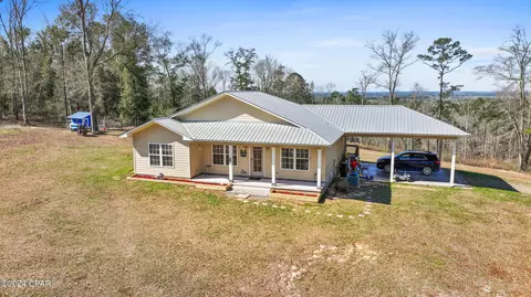 2098 Orange Hill Rd, Chipley, FL 32428