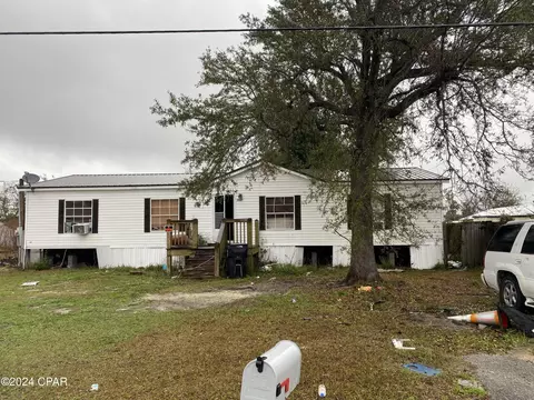 3527 Lark Ln, Panama City, FL 32404