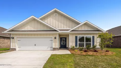 3131 Willie Dr, Southport, FL 32409