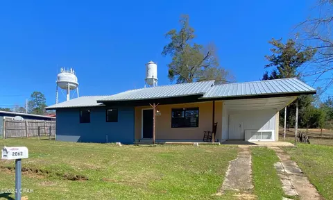 2062 Dollar Ln, Sneads, FL 32460