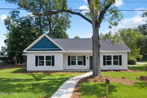 1313 Forrest Ave, Chipley, FL 32428 photo 1