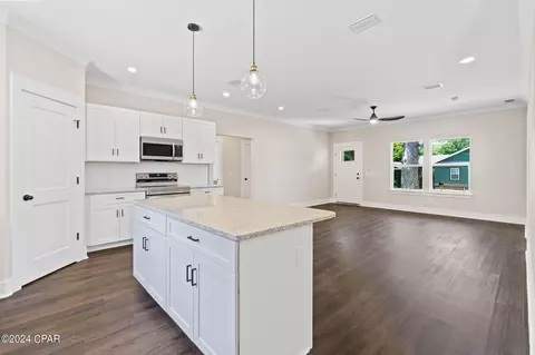 1313 Forrest Ave, Chipley, FL 32428 photo 5