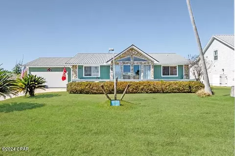 305 Hatley Dr, Mexico Beach, FL 32410
